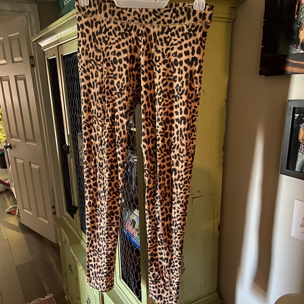 Jaguar print Victoria secret leggings
